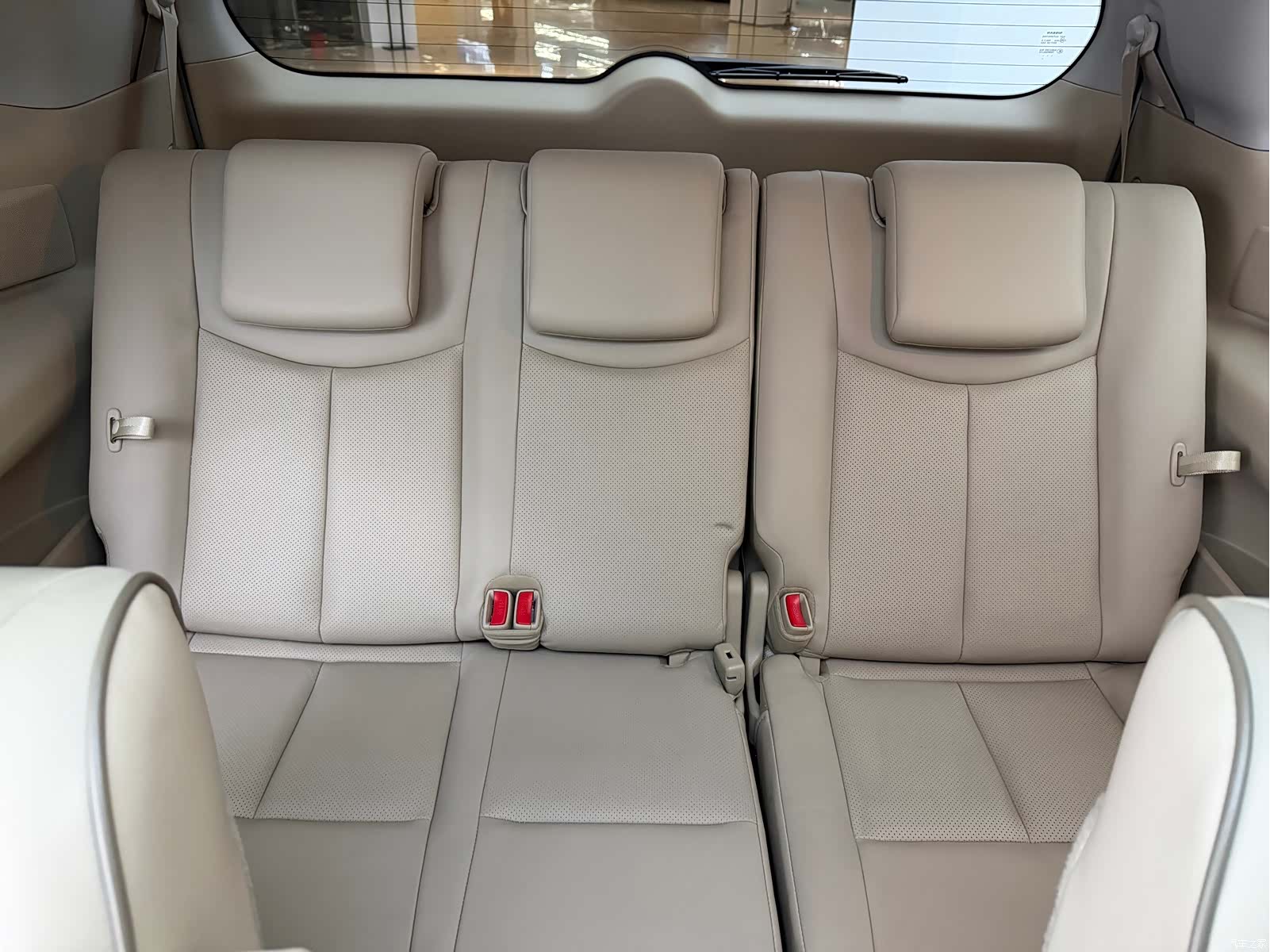 Nissan SL, 2017 9