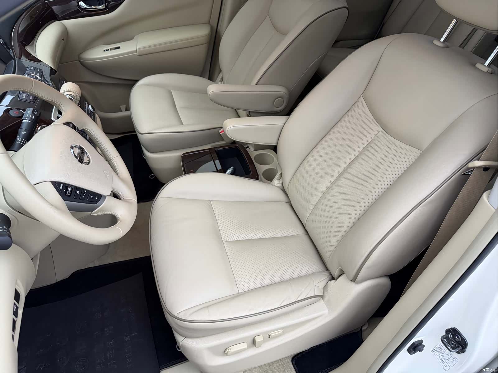 Nissan SL, 2017 26