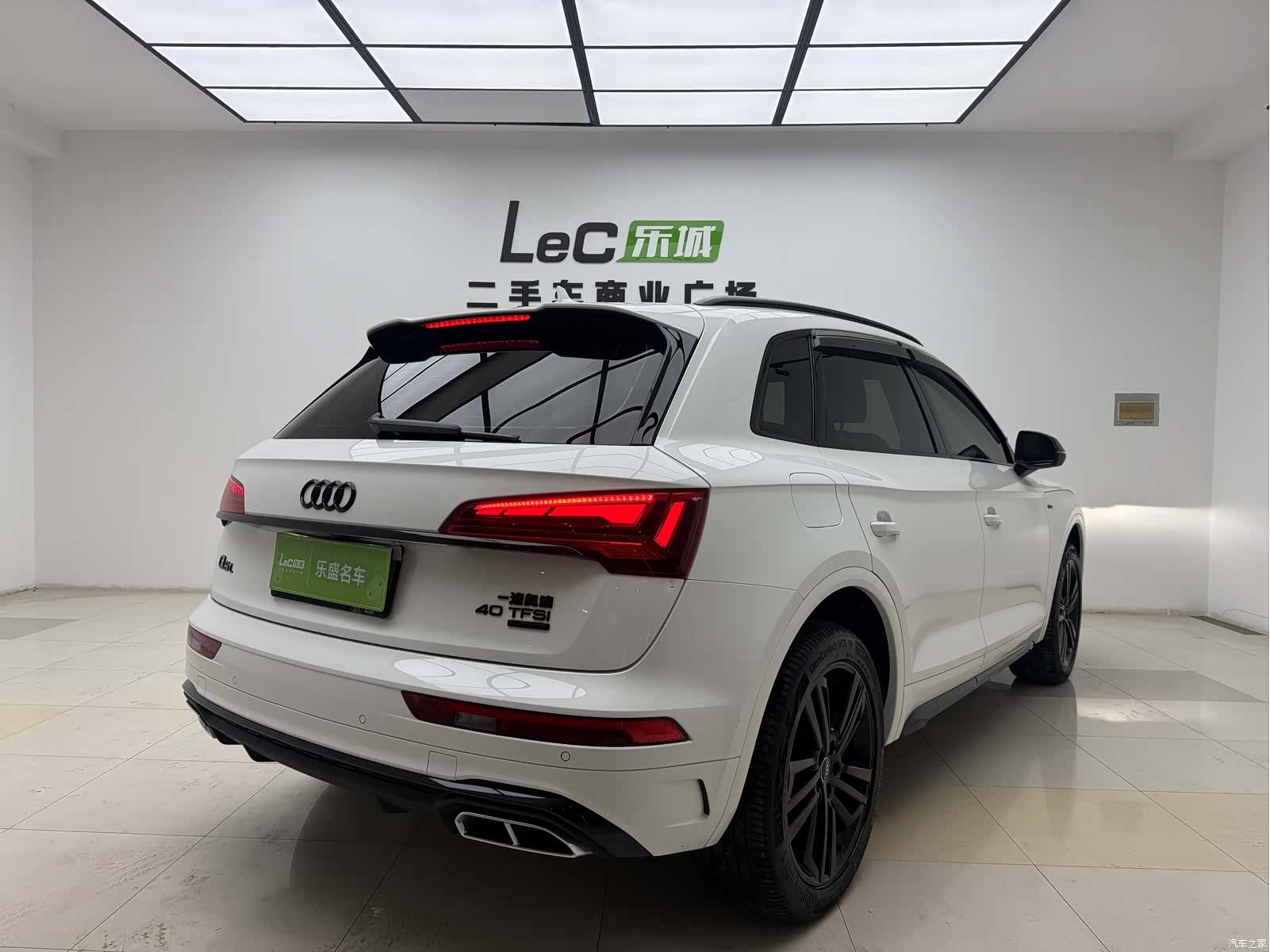Audi Q5L, 2023 все фото