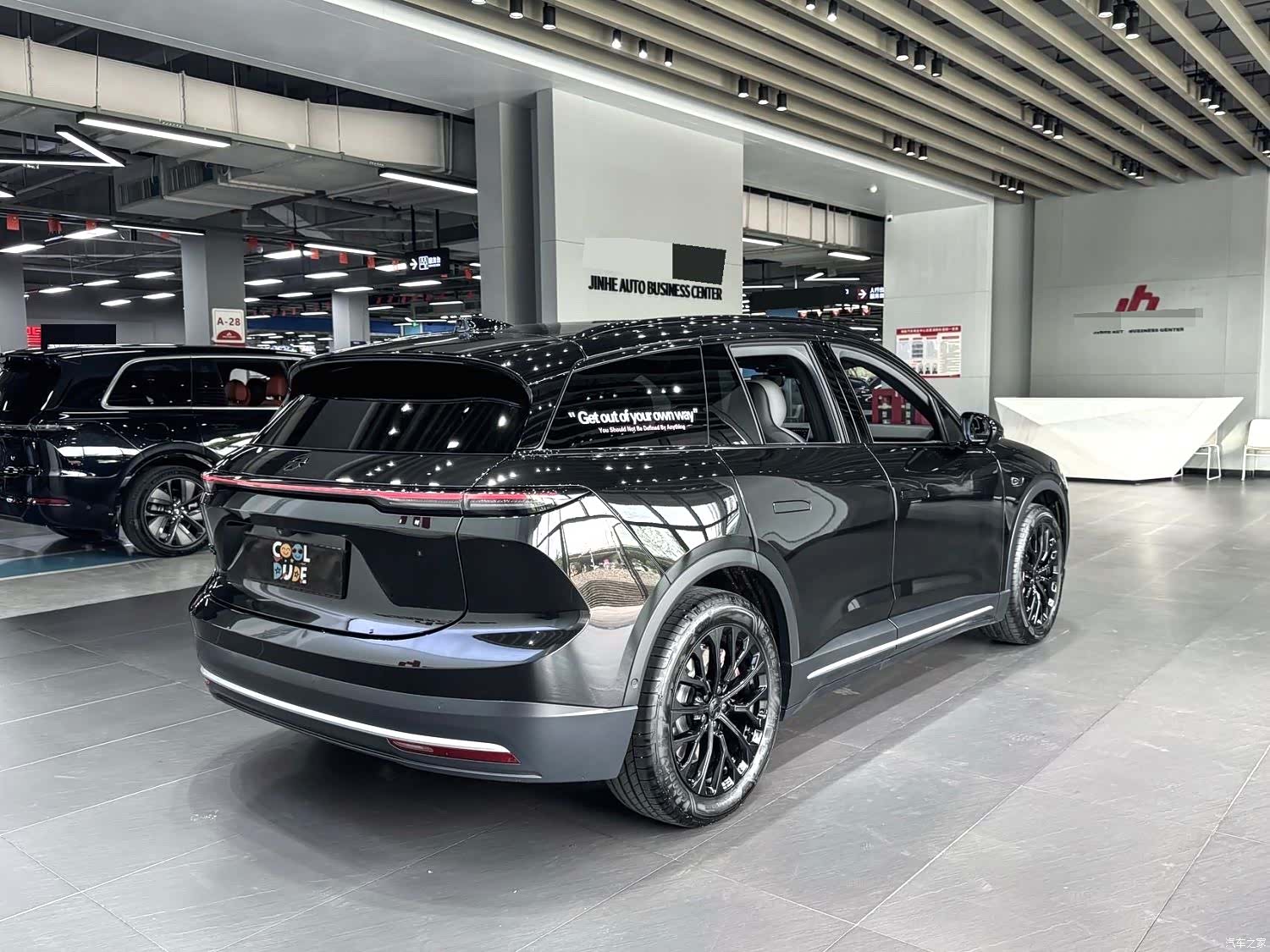 NIO ES6, 2024 8