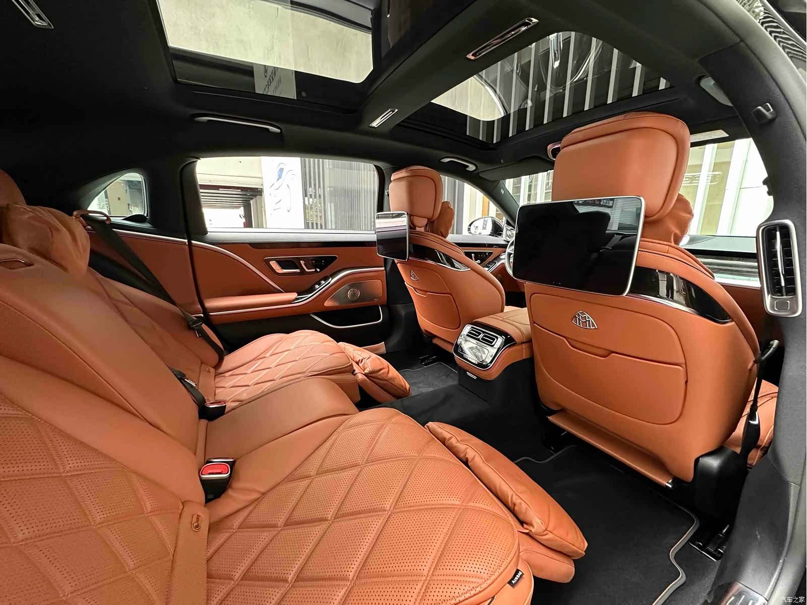 Maybach S-Class, 2022 34