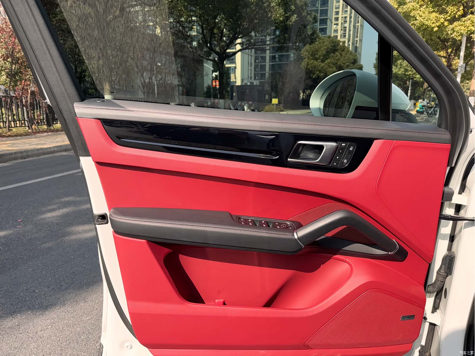 Porsche Cayenne, 2023 14