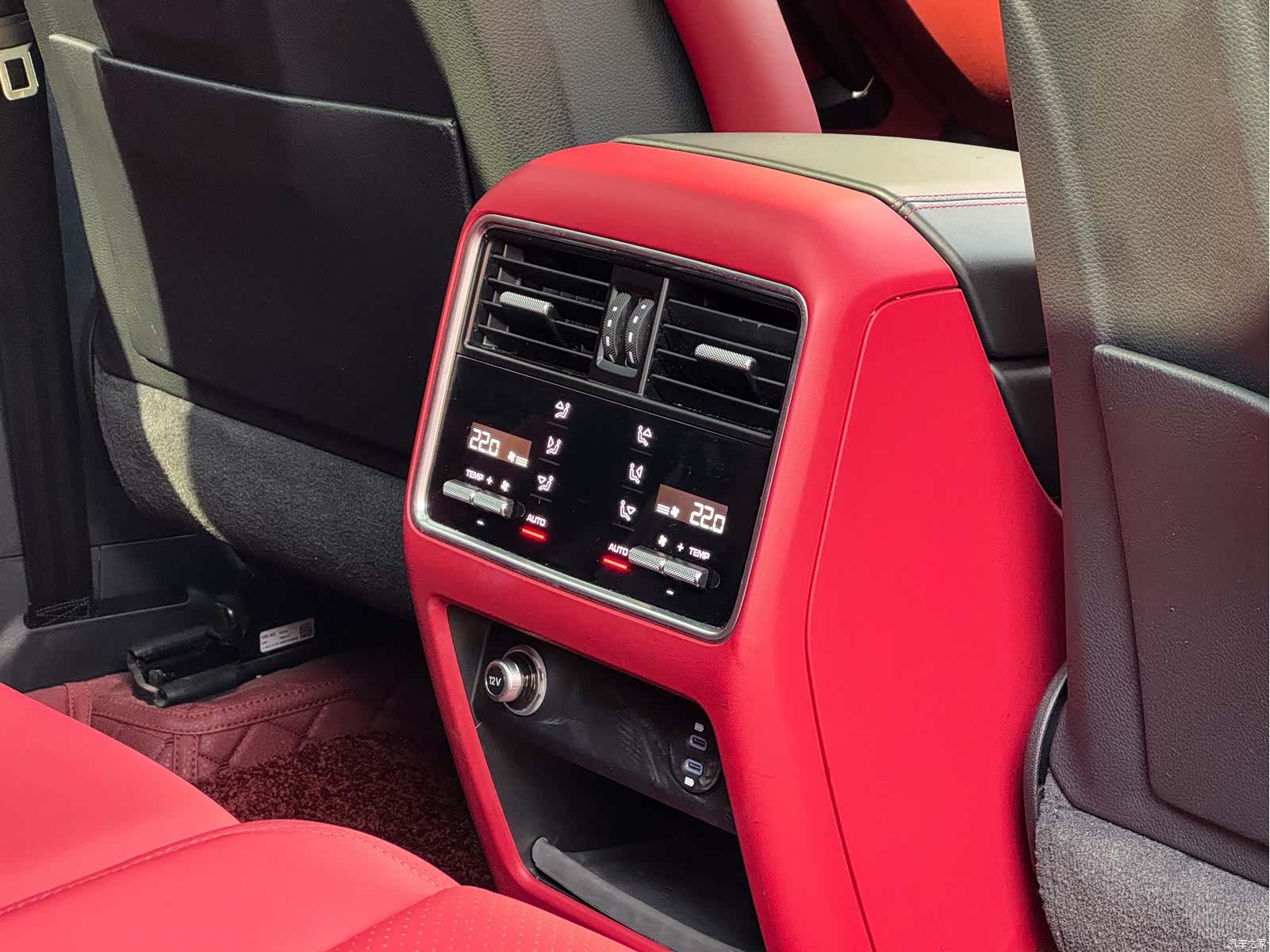 Porsche Cayenne, 2023 22