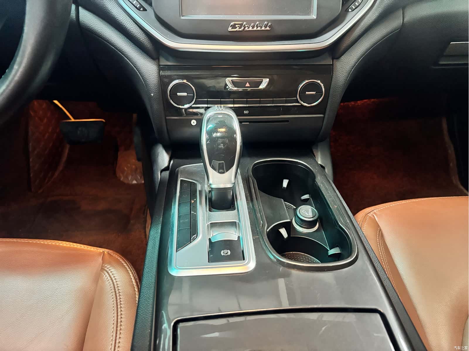 Maserati Ghibli, 2016 все фото