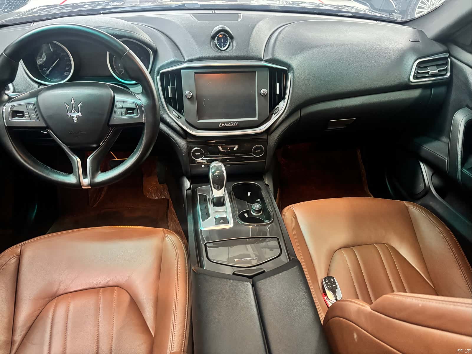 Maserati Ghibli, 2016 4