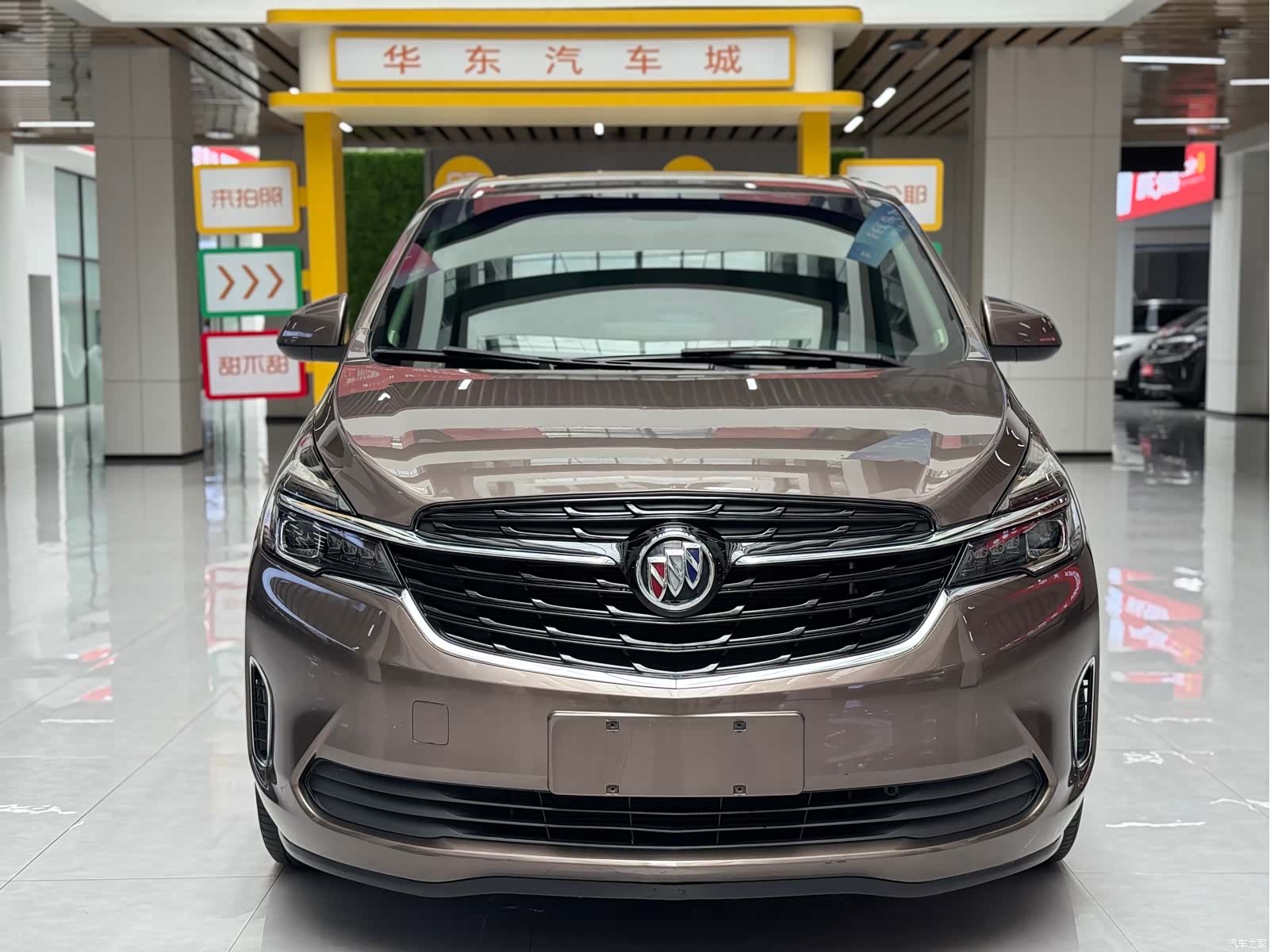 Buick GL8, 2021 2
