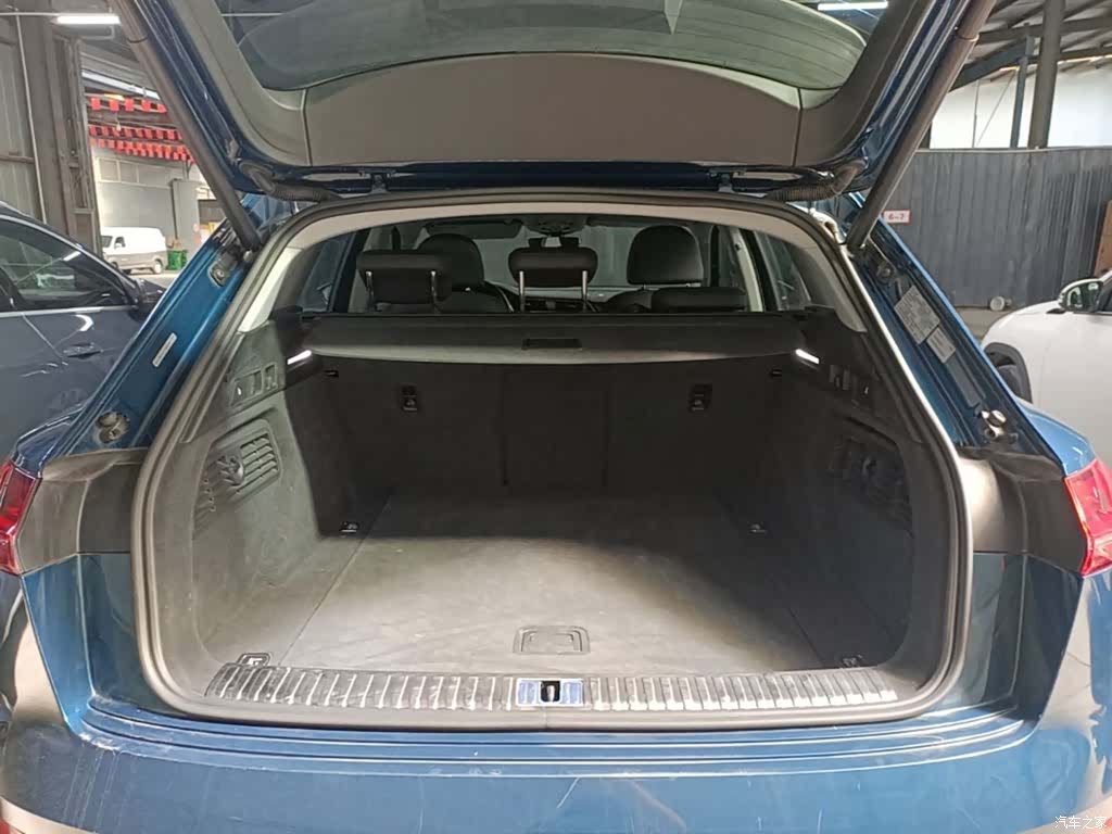 Audi e-tron, 2020 19