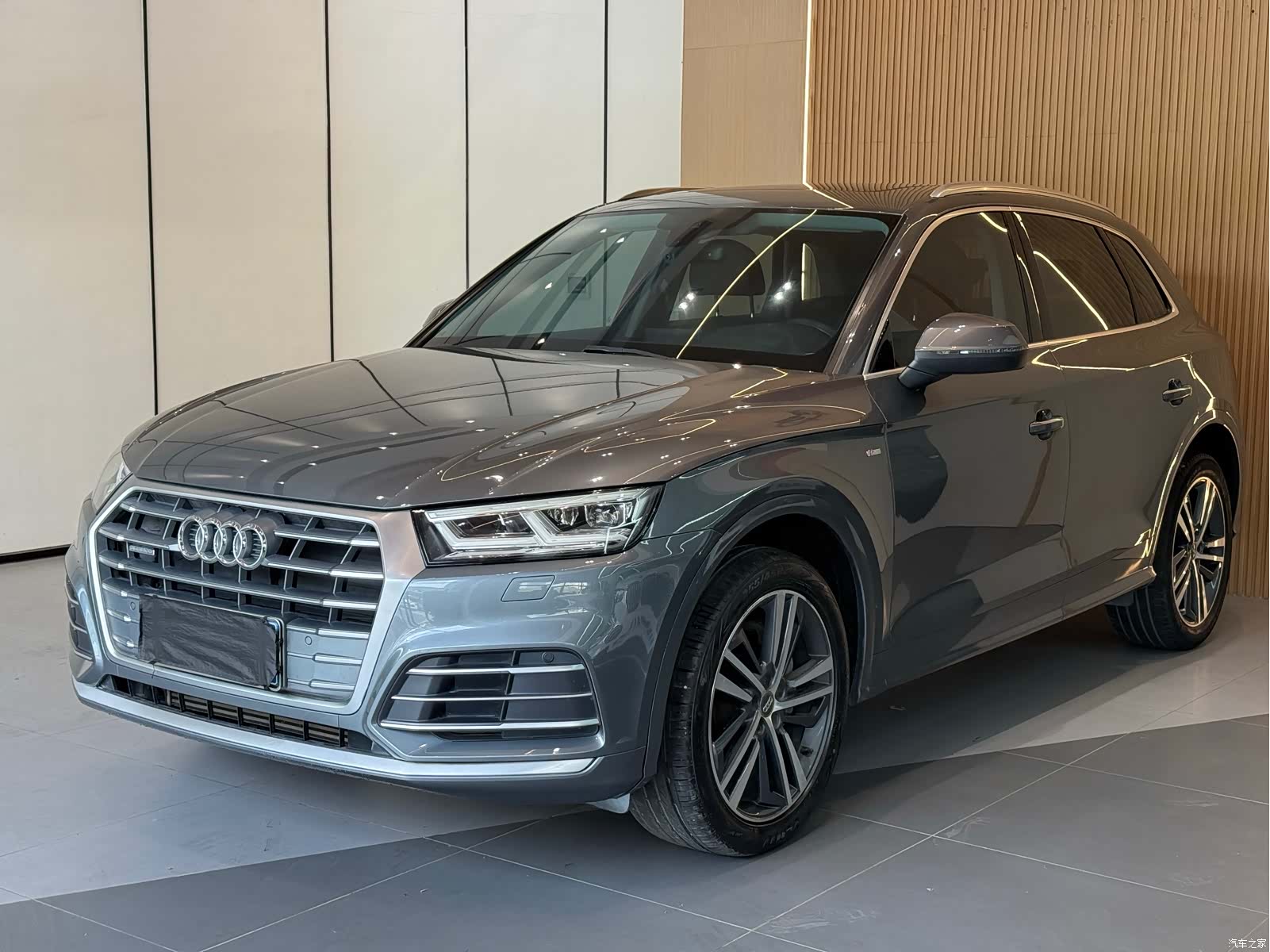 Audi Q5L, 2020 1