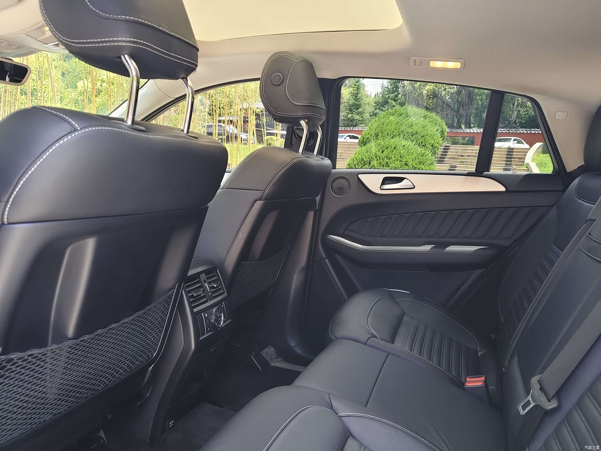 Mercedes-Benz GLE, 2017 12