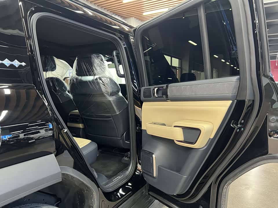 BYD Leopard 5