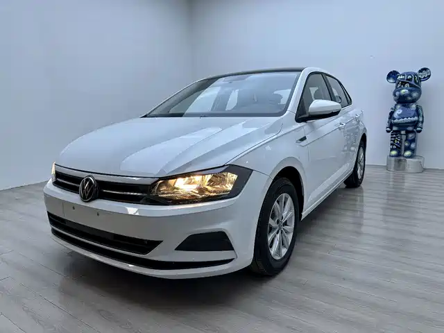 Volkswagen Polo 2023 — купить из Китая под заказ