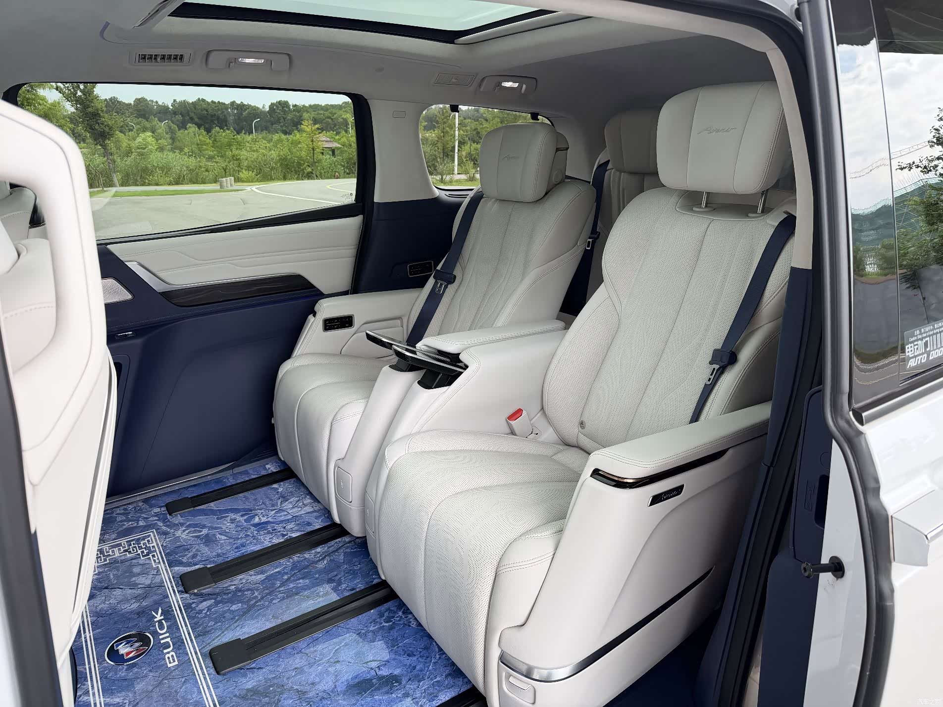 Buick Century, 2023 10