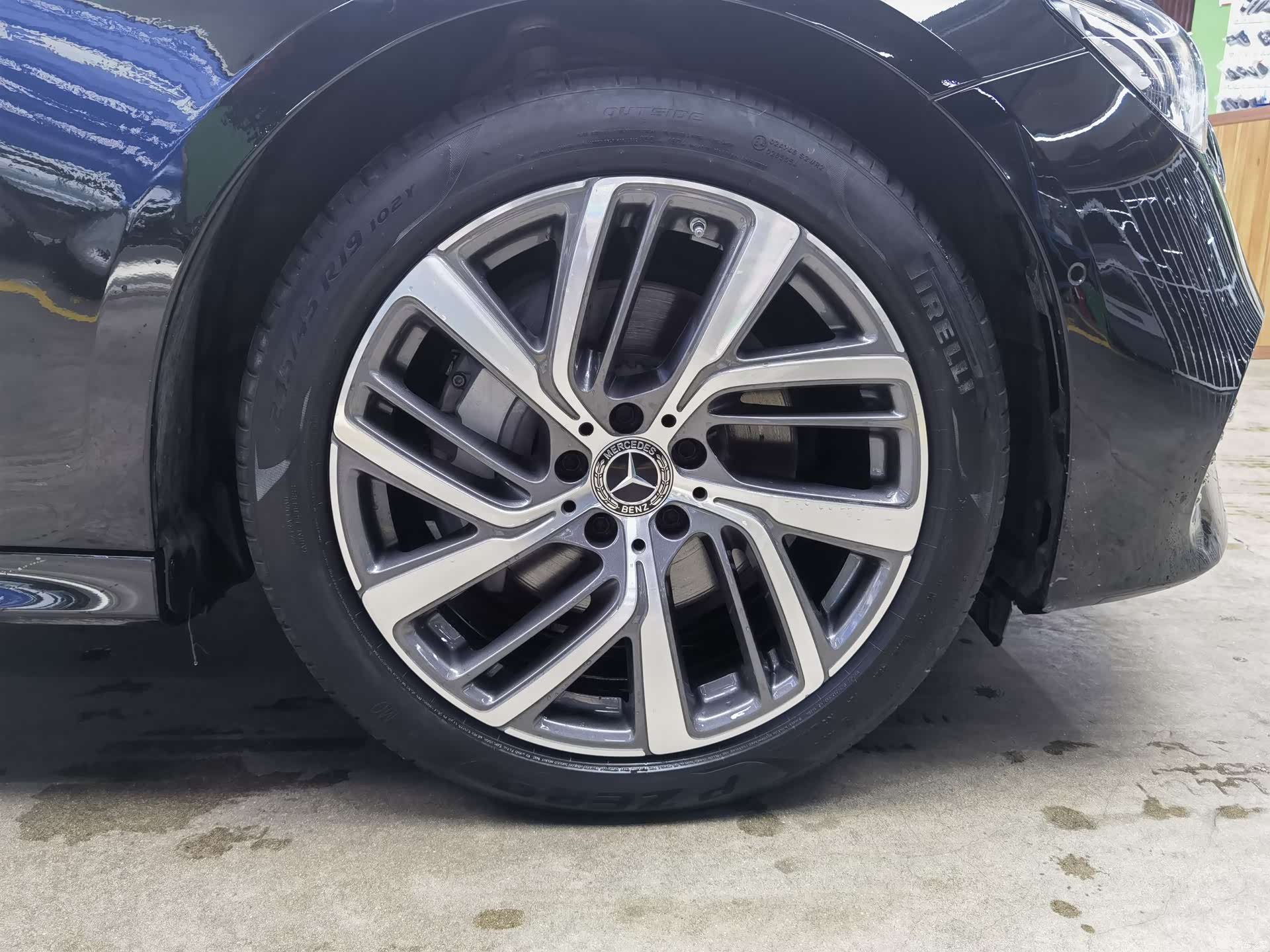 Mercedes-Benz E-Class, 2024 16