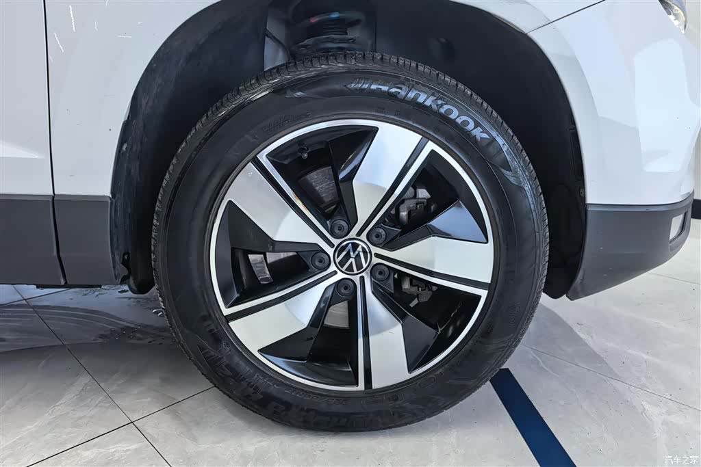 Volkswagen Tharu, 2021 6