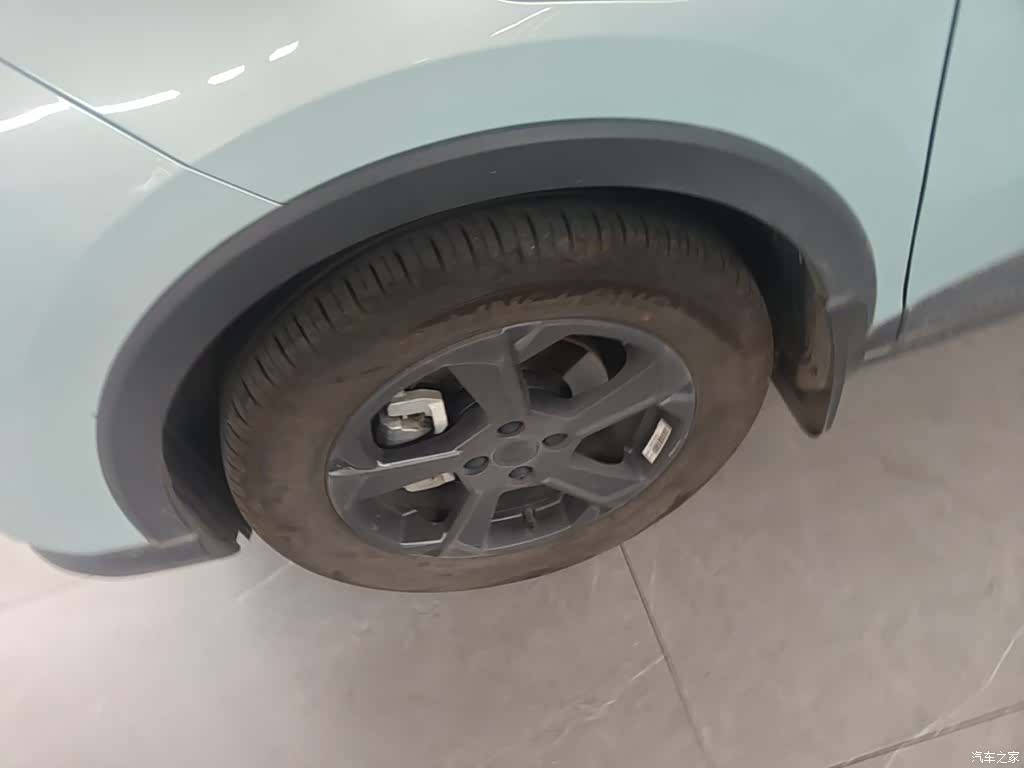 Geely E, 2023 25