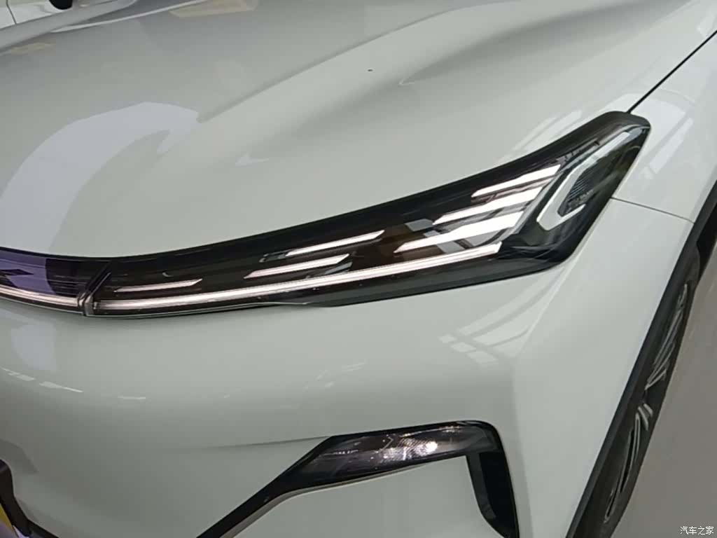 Geely 7, 2025 18