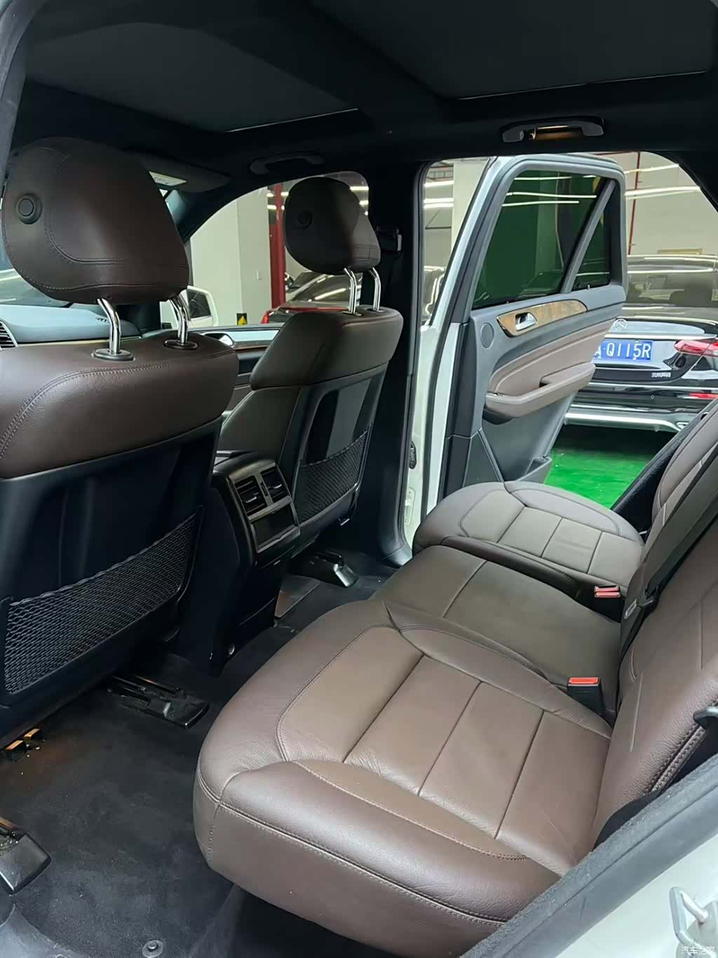 Mercedes-Benz M-Class, 2015 7