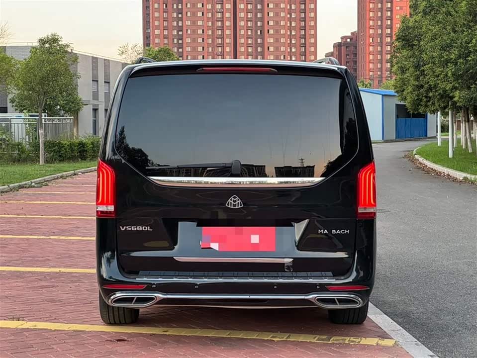 Mercedes-Benz V-class