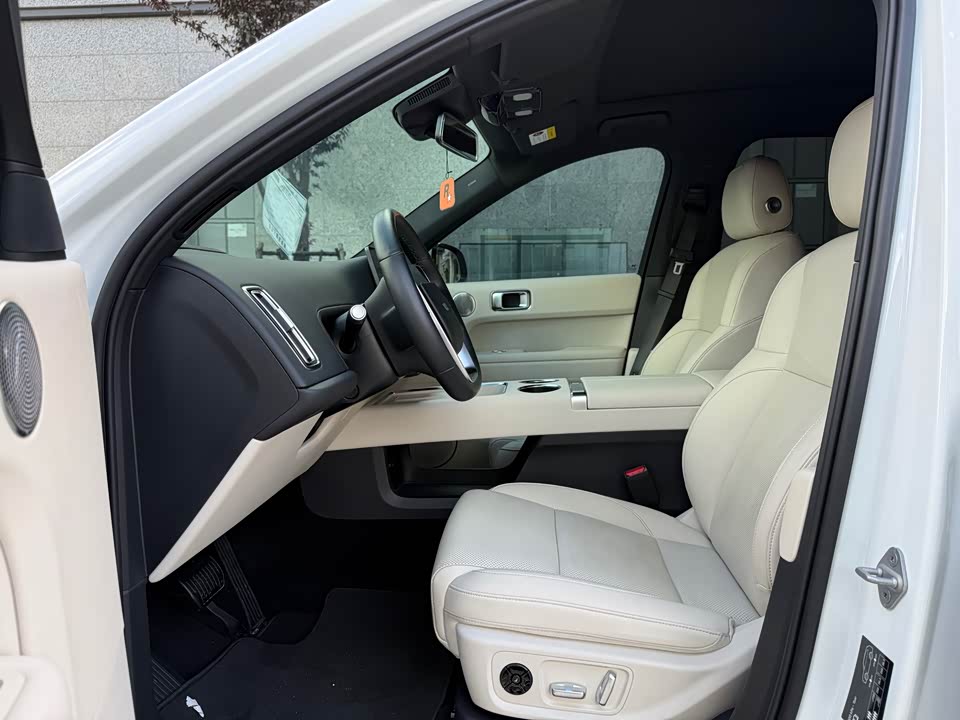 Li Auto Ideal L6