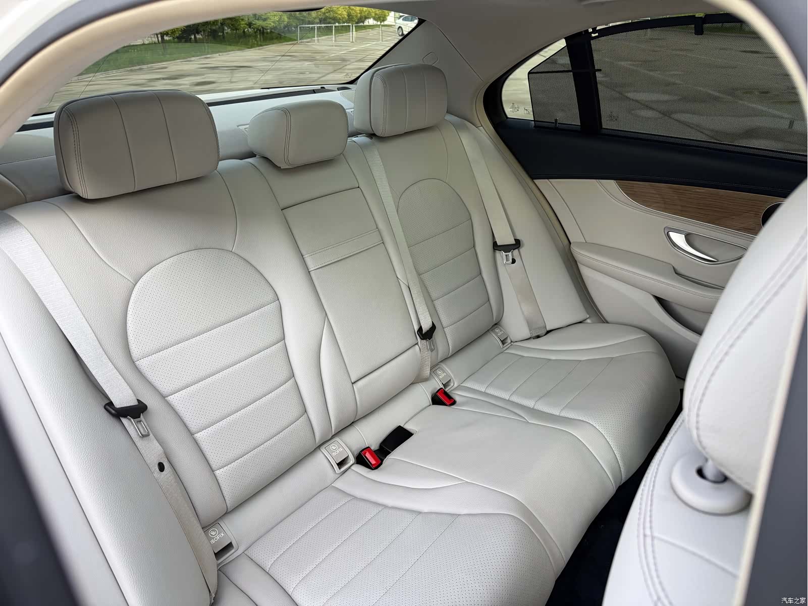 Mercedes-Benz C-Class, 2015 31