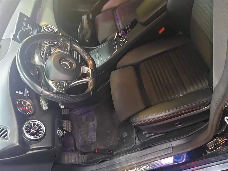 Mercedes-Benz CLA
