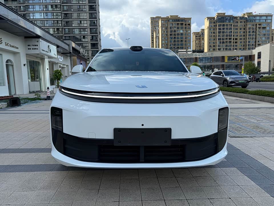 Li Auto Ideal L6