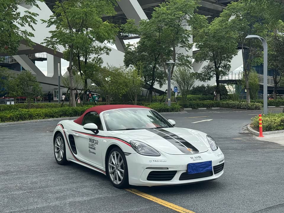 Porsche 718