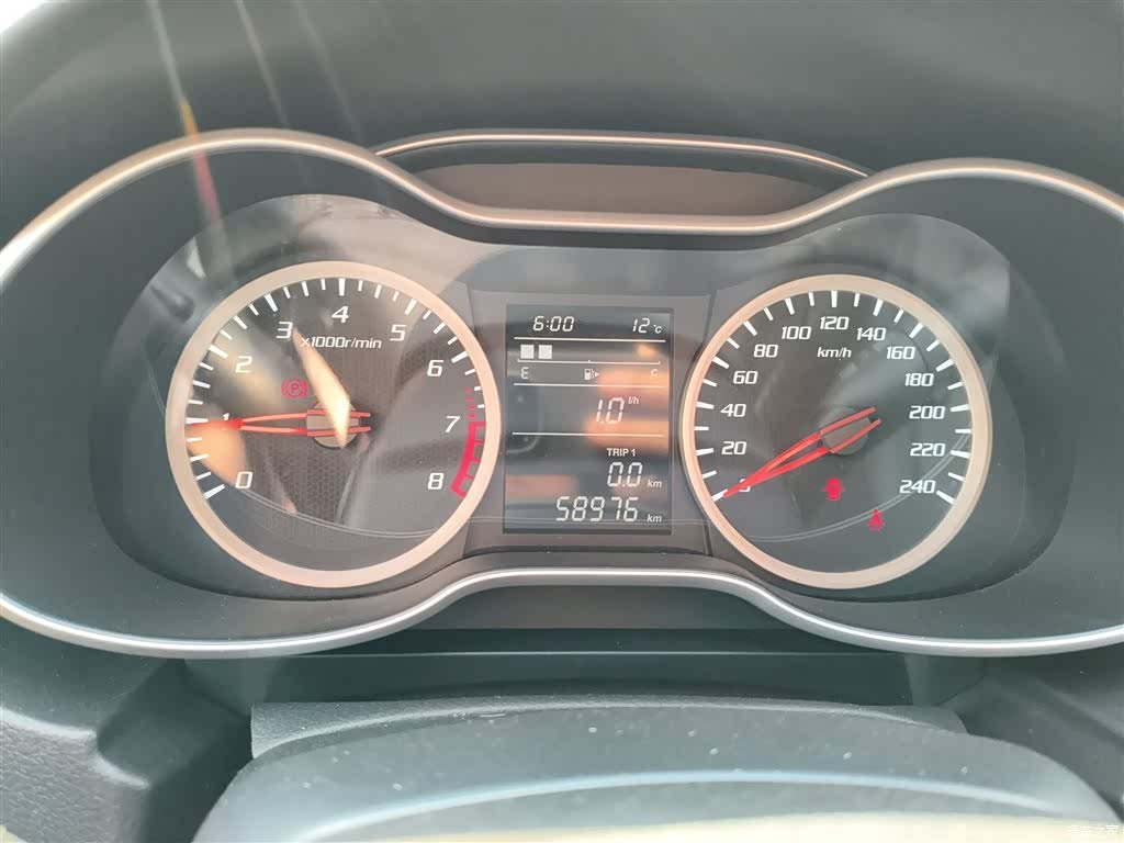 Bestune X40, 2019 12