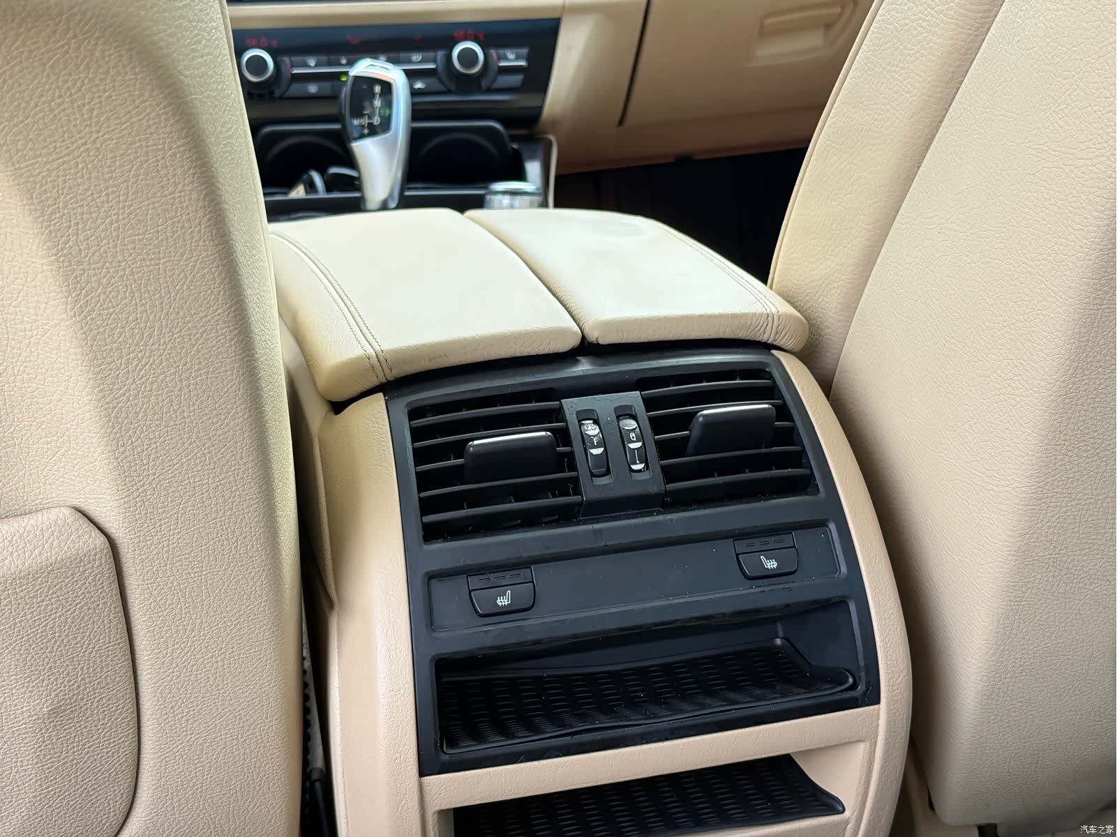 BMW 5 Series, 2012 25