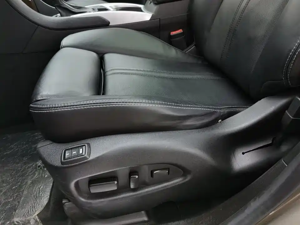 Cadillac SRX