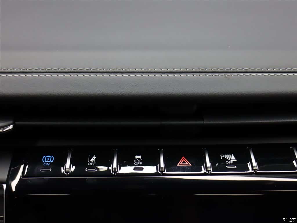 Jeep Grand Cherokee, 2025 15