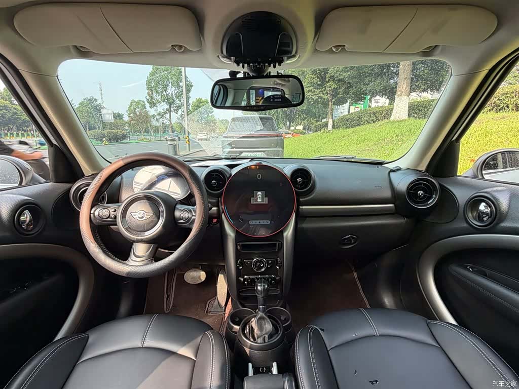 Mini Countryman, 2015 11