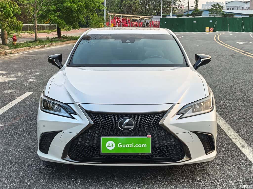 Lexus ES, 2021 19