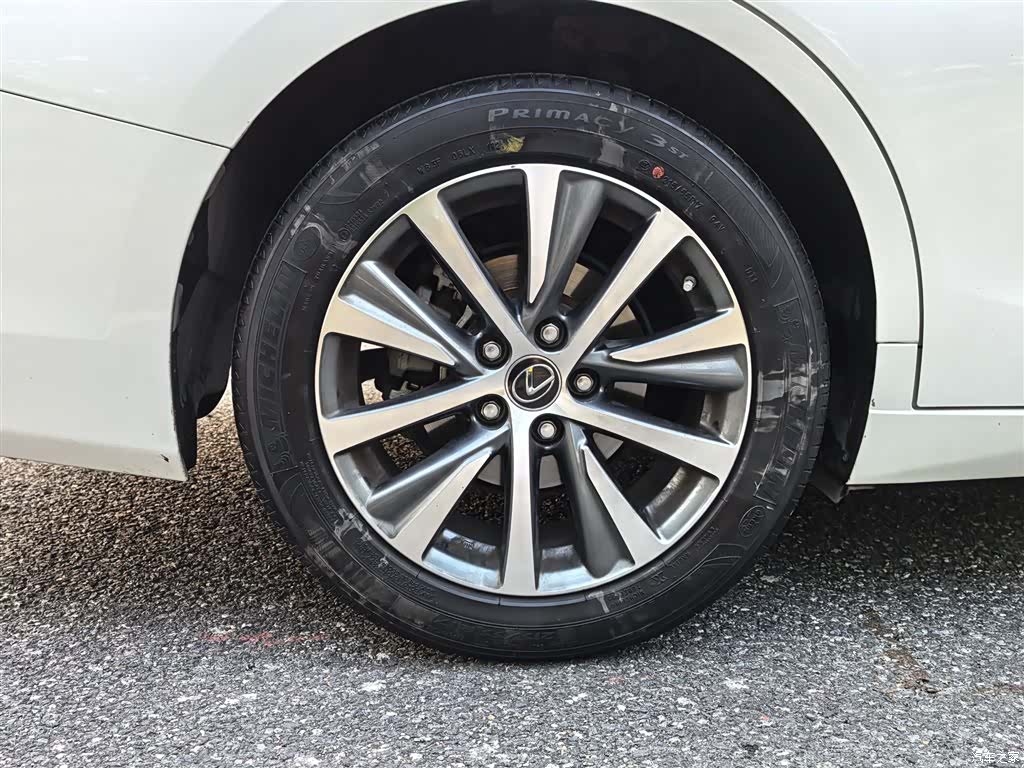 Lexus ES, 2021 25