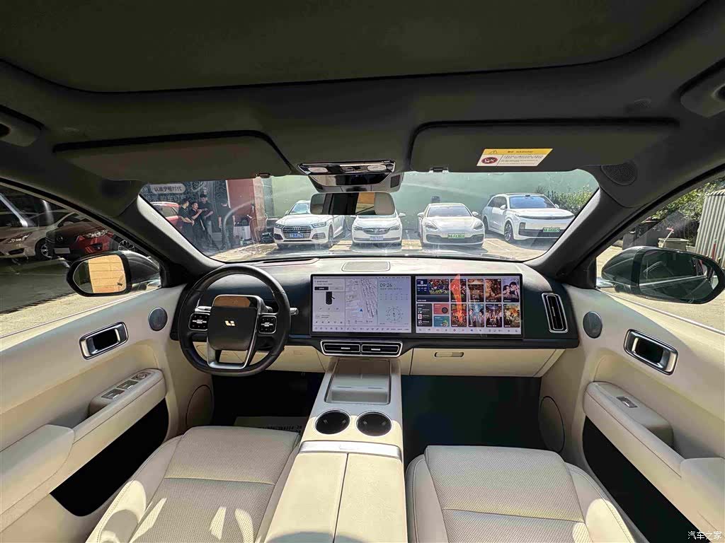 Li Auto L8, 2023 12