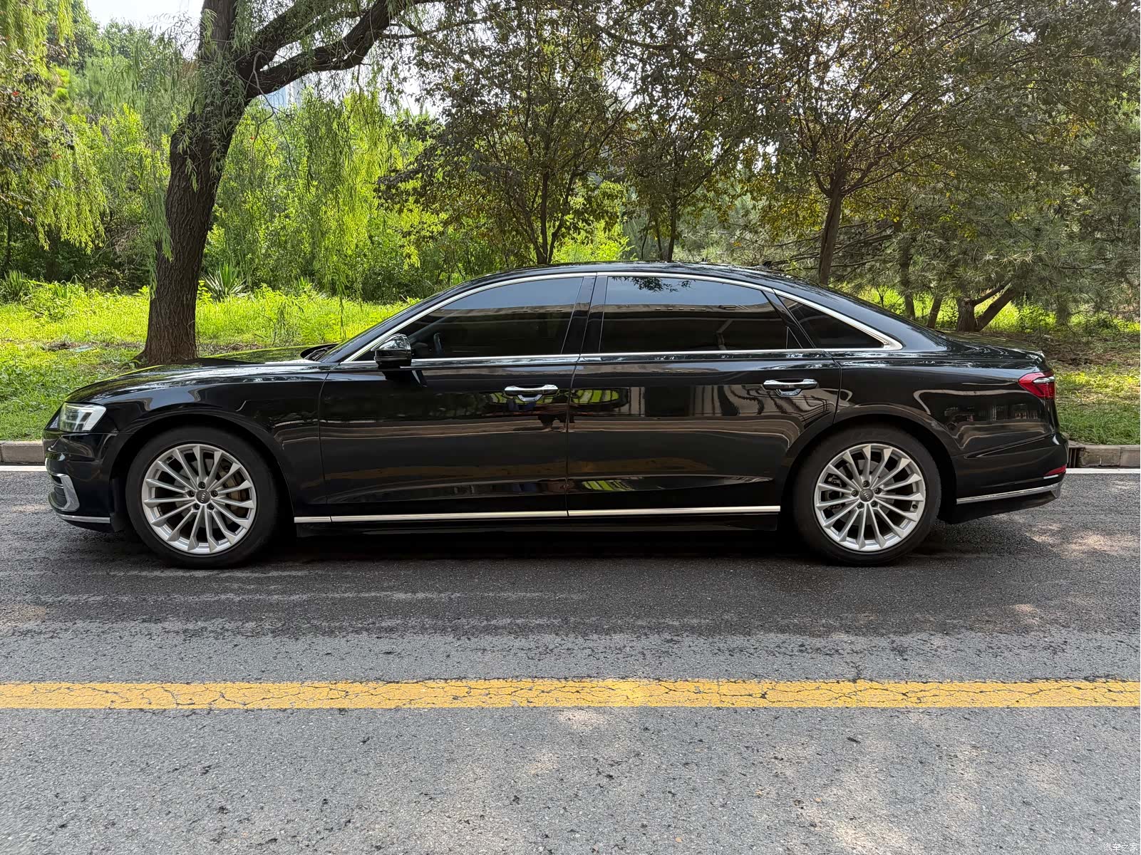 Audi A8L, 2020 3