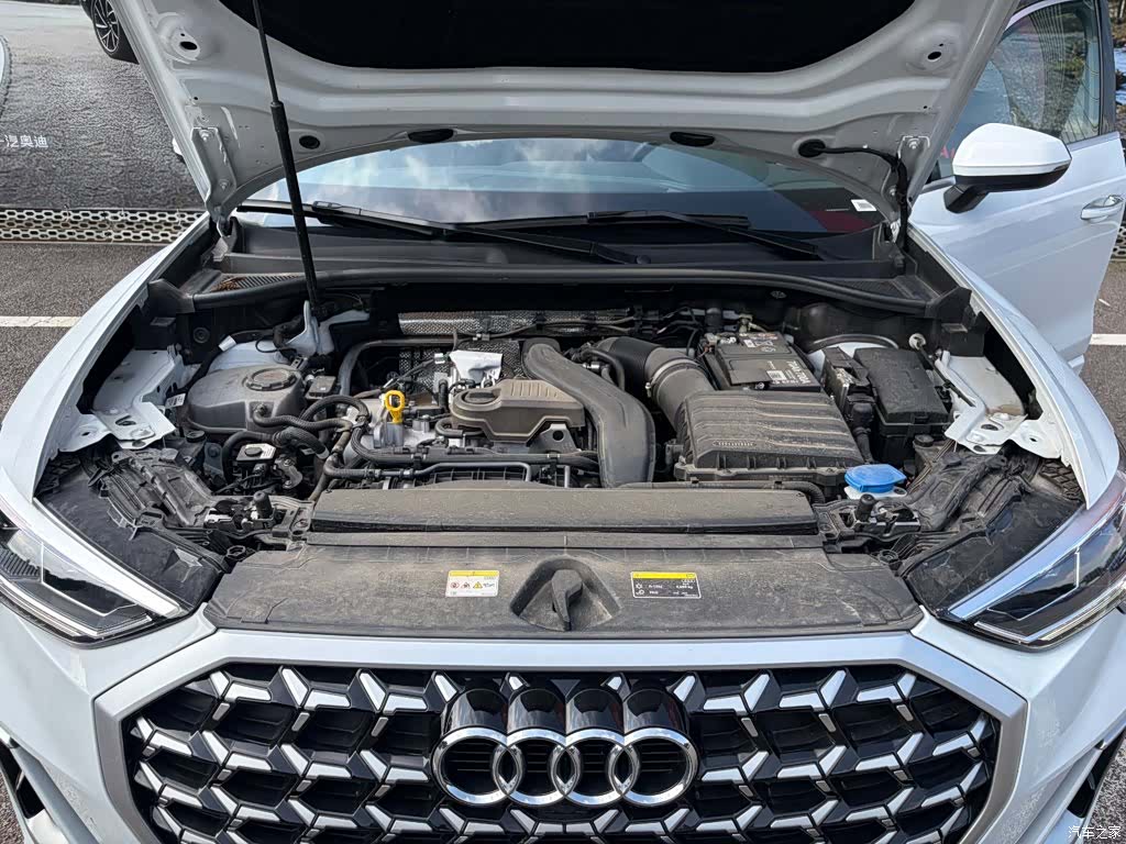 Audi Q3, 2025 6