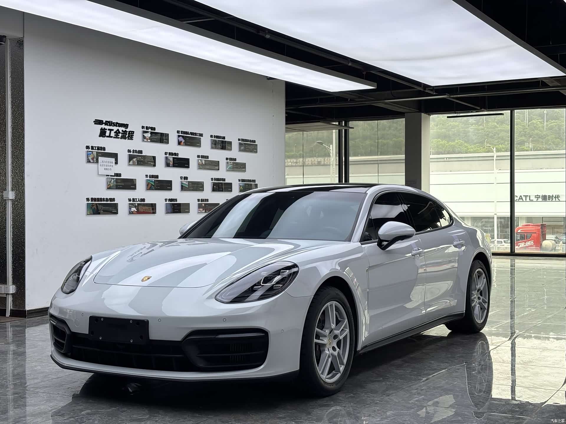 Porsche Panamera