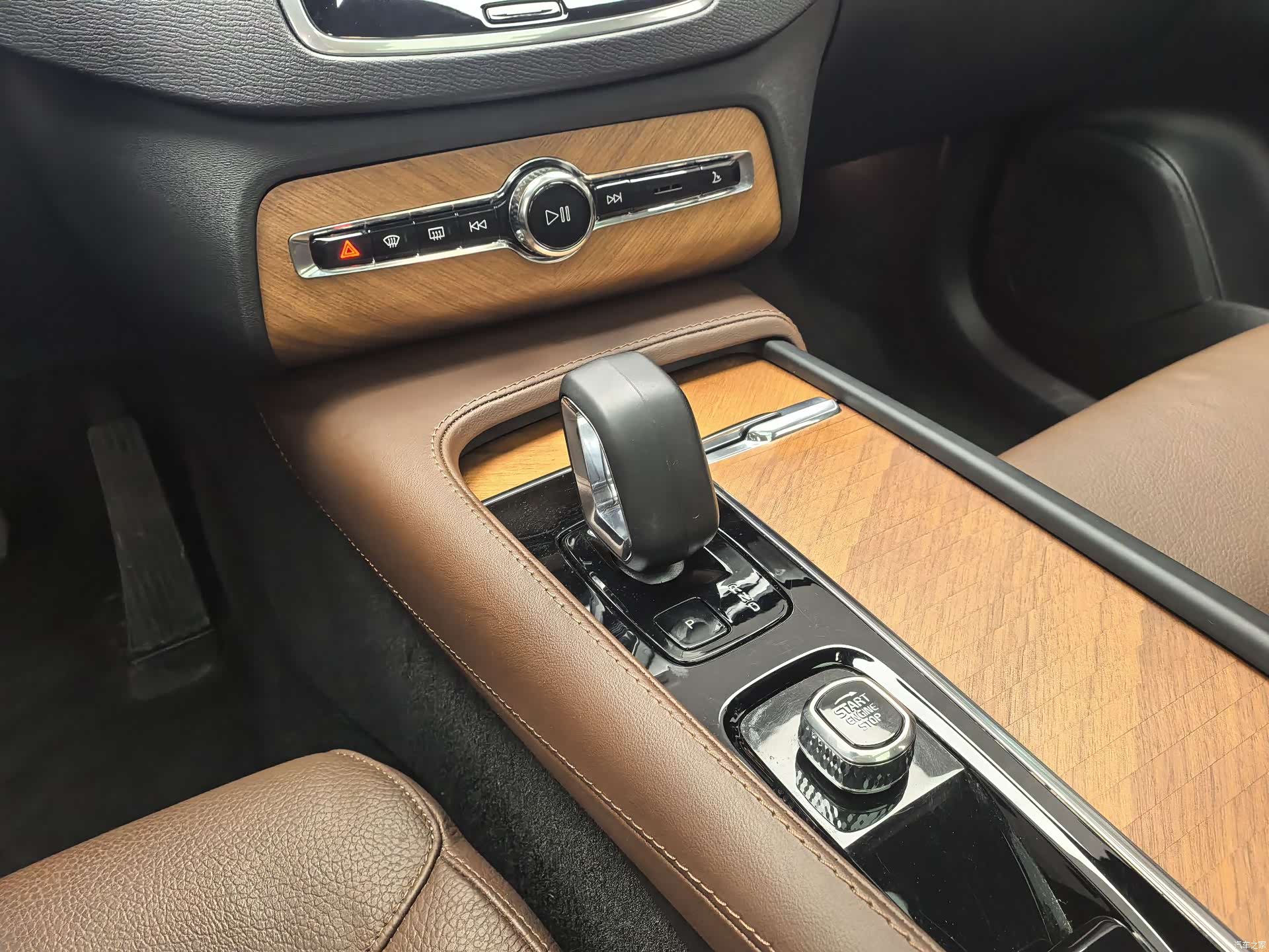 Volvo XC90, 2024 13