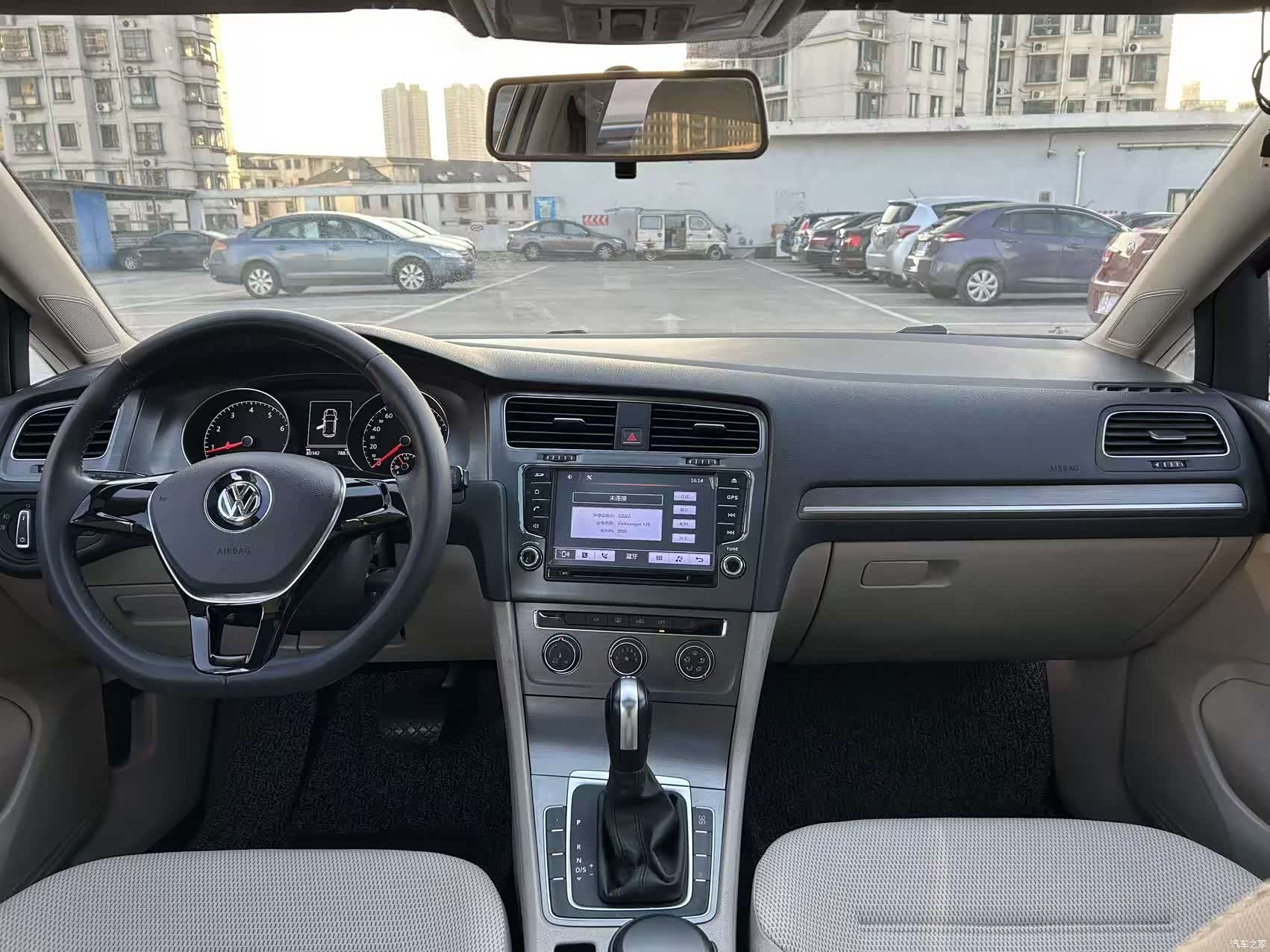 Volkswagen Golf, 2016 все фото