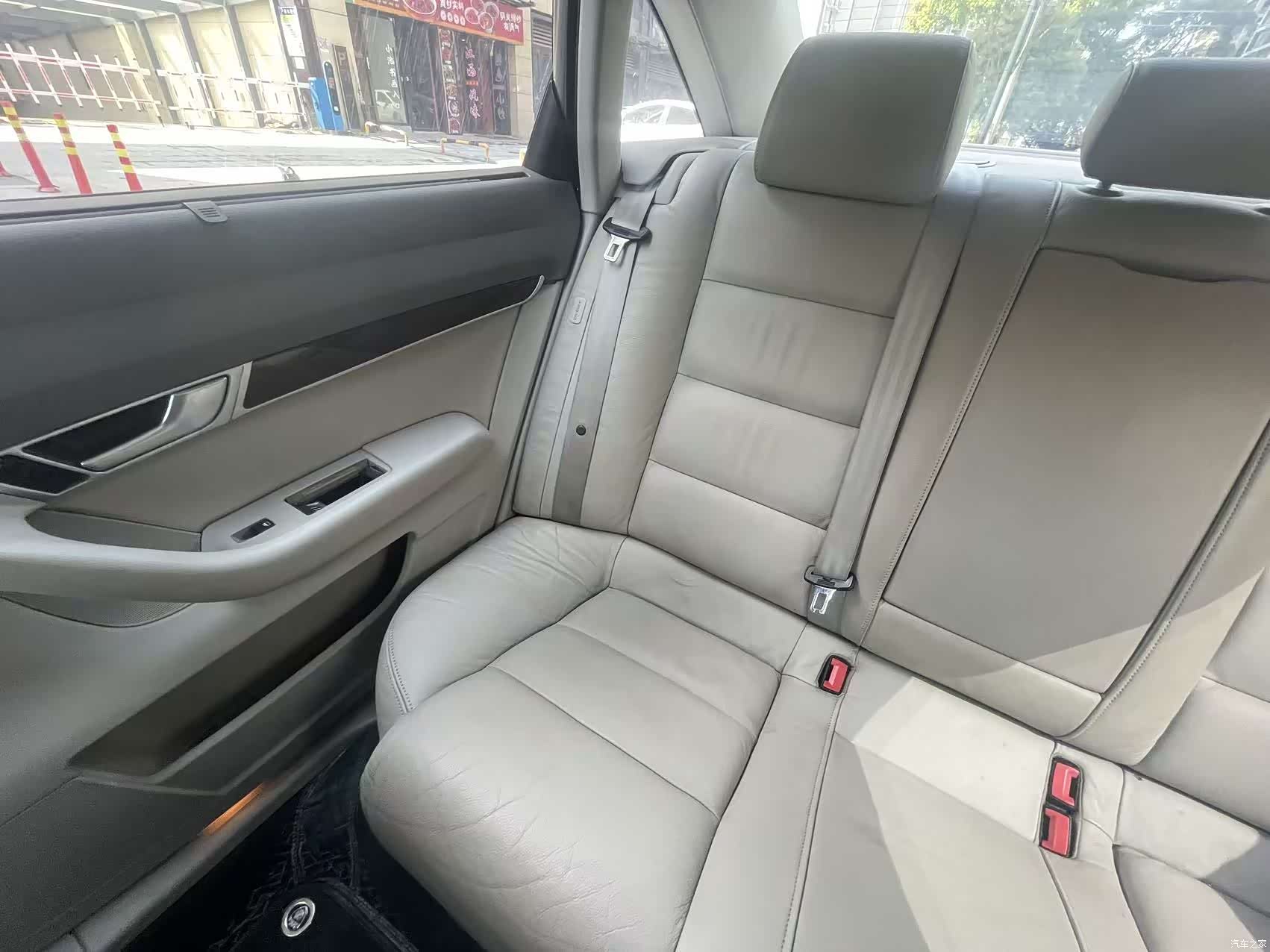 Audi A6L, 2009 18