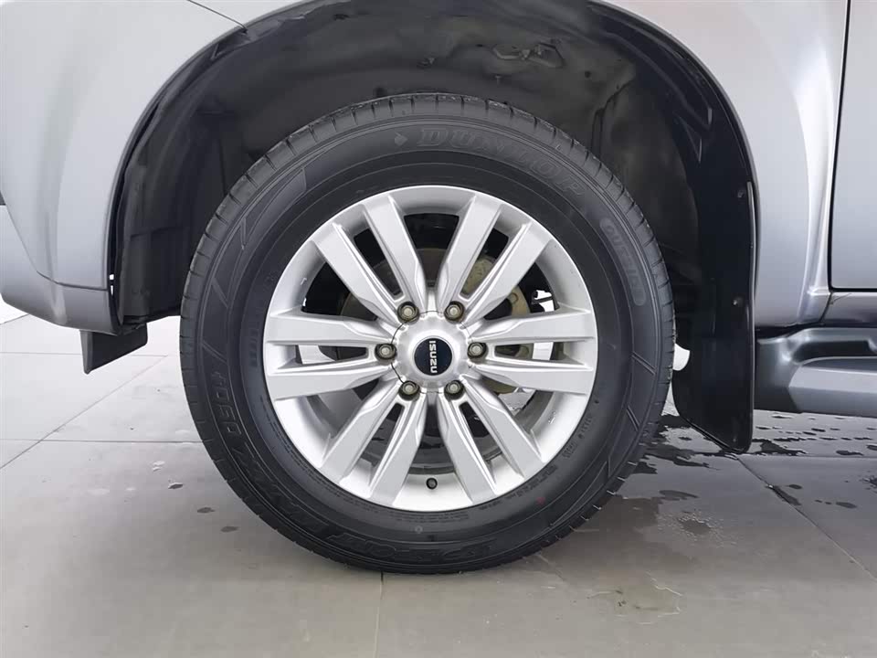 Isuzu mu-X Shepherd Ranger