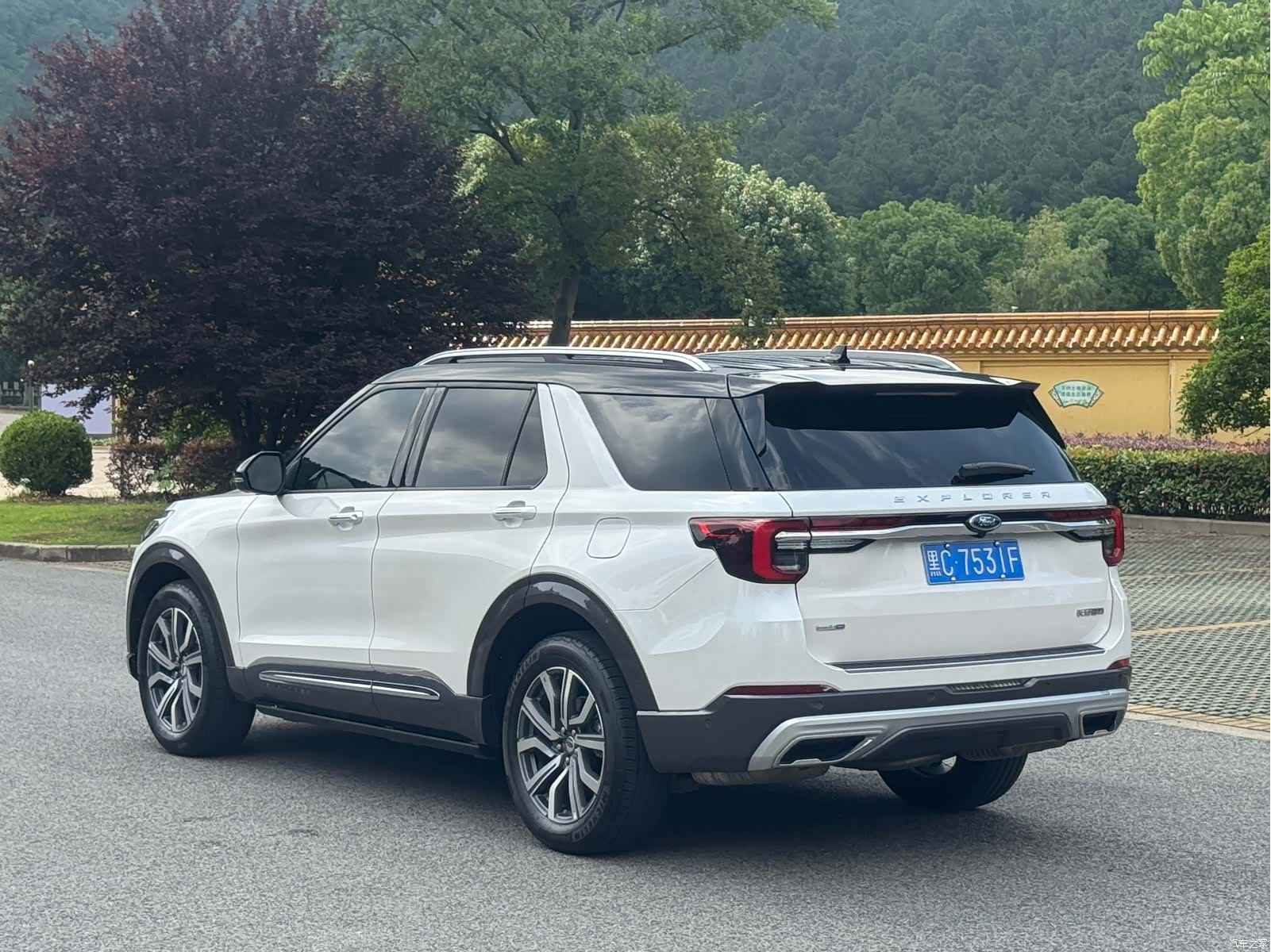 Ford Explorer, 2024 23
