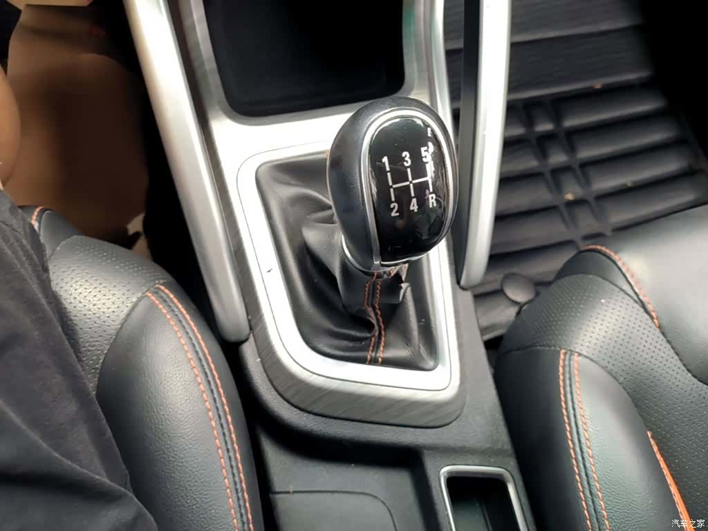 Geely X3, 2017 14