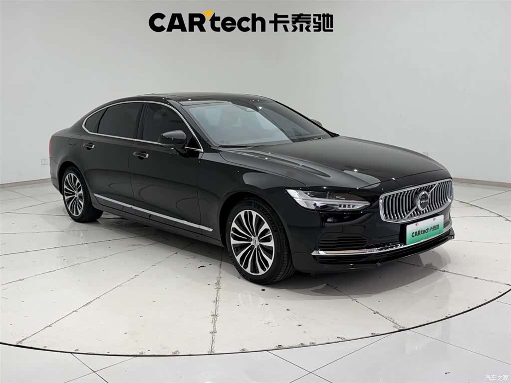 Volvo S90, 2023 4