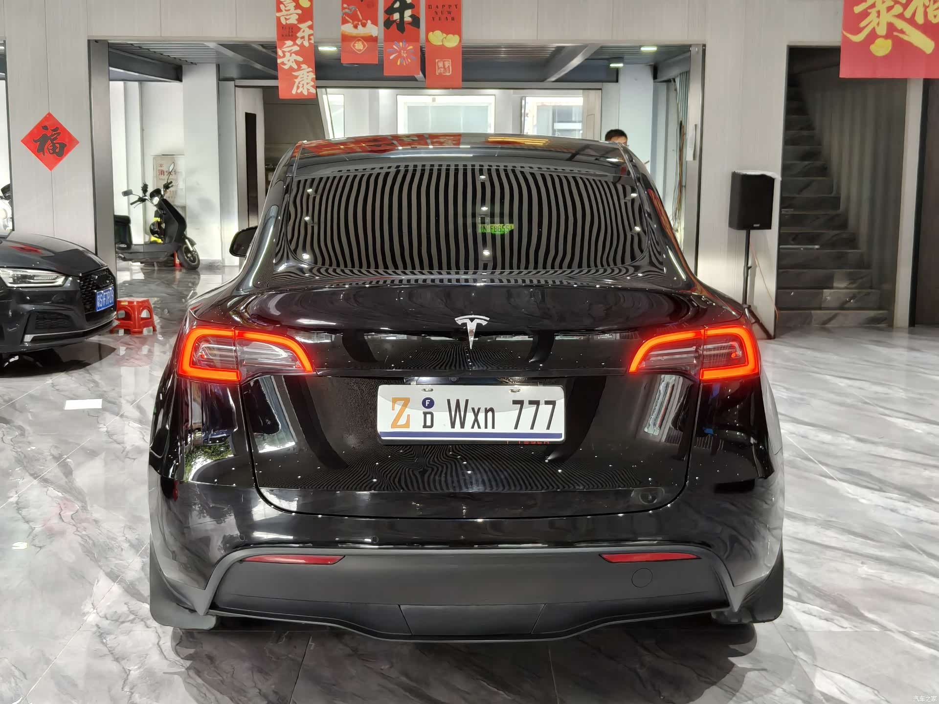 Tesla Model Y, 2022 22
