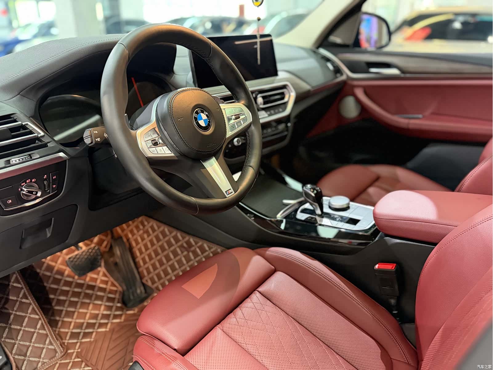 BMW X3, 2023 все фото