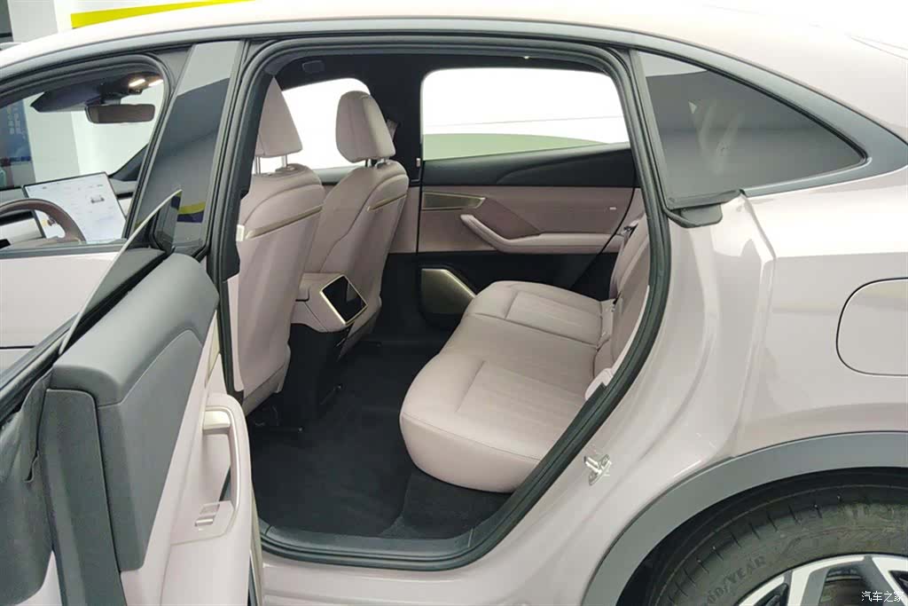 NIO L60, 2025 11