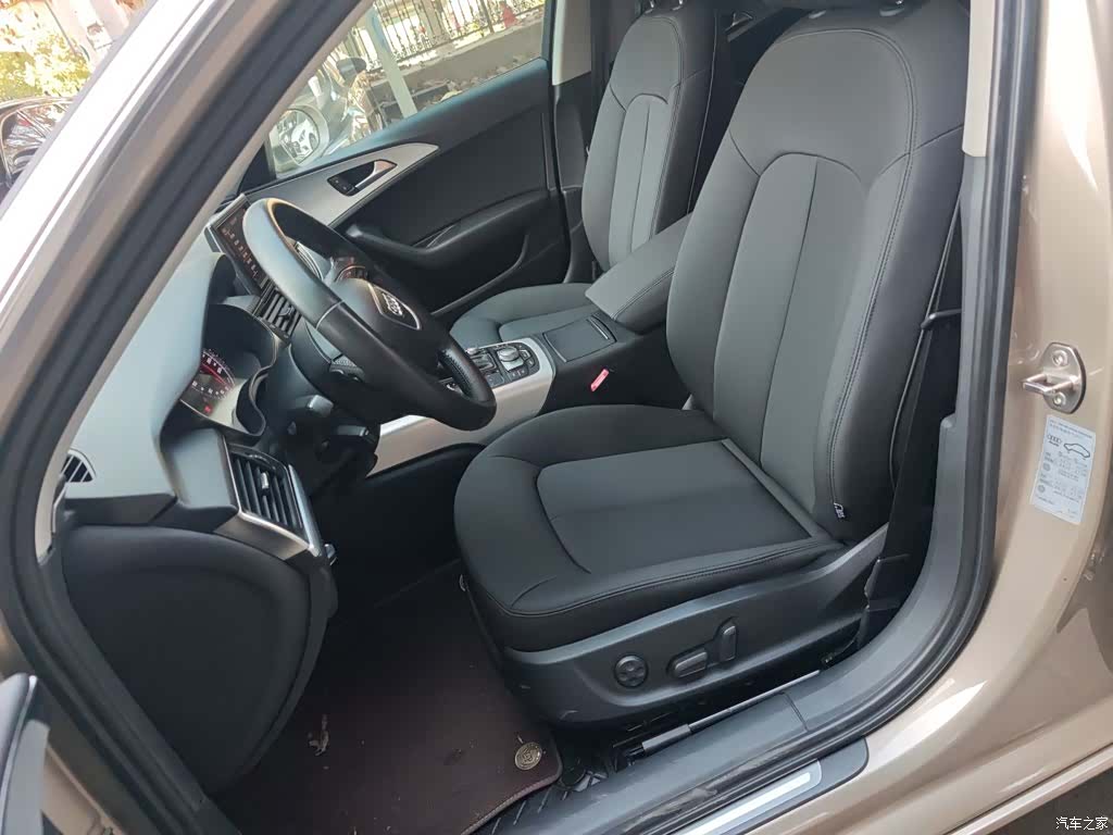 Audi A6L, 2016 12