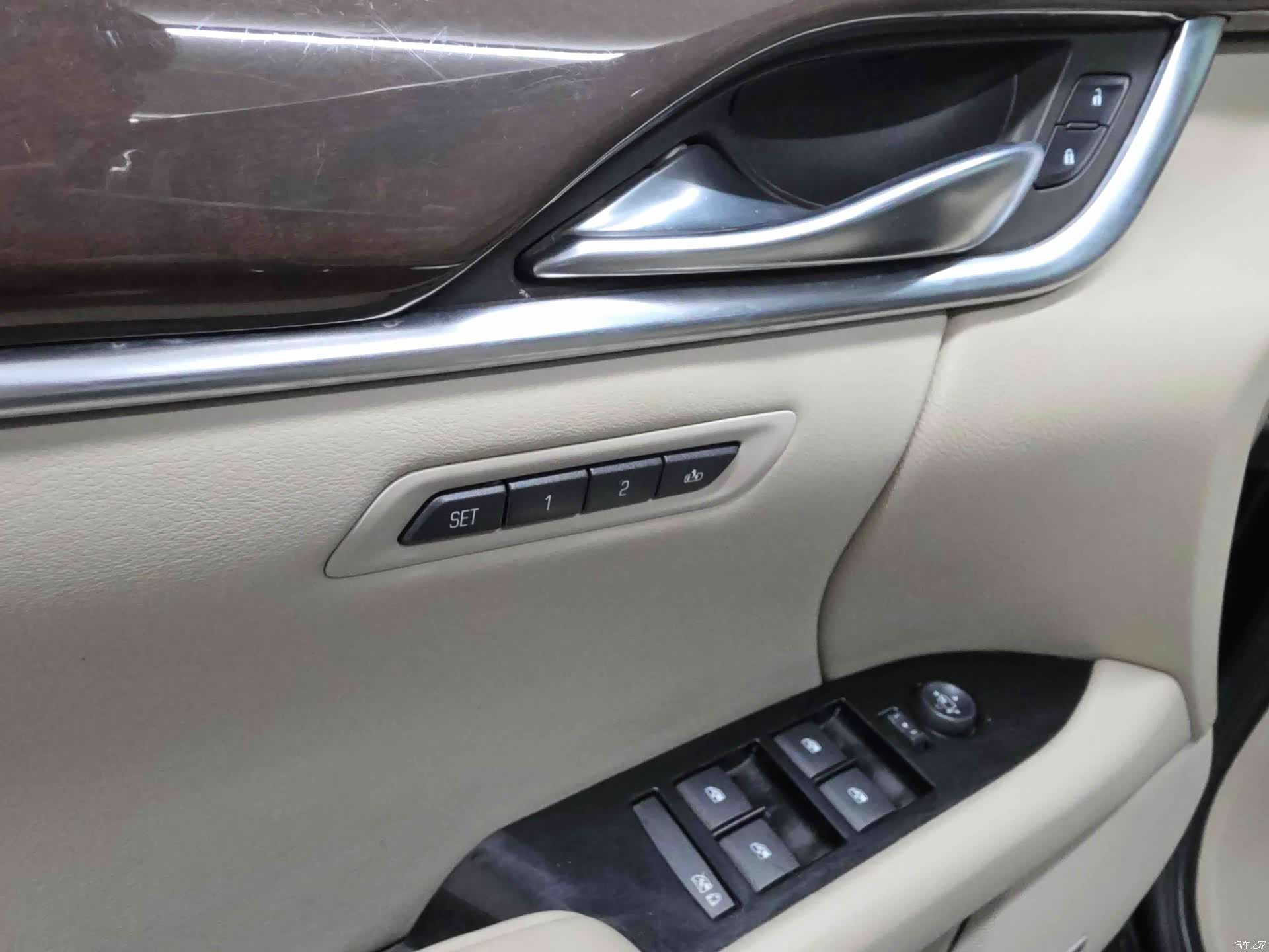 Cadillac XTS, 2013 9